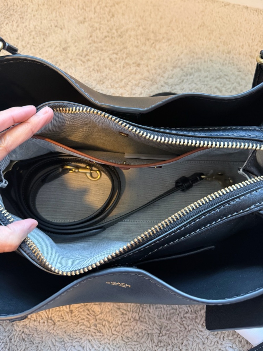 NWT Coach Rogue 34 - Black - Picture 4 of 10